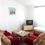 Apartment Nada *