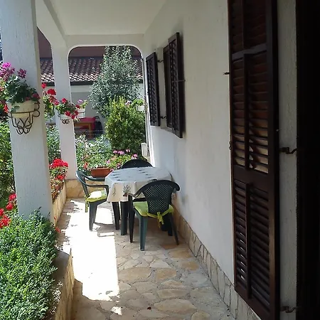 Διαμέρισμα Nada *